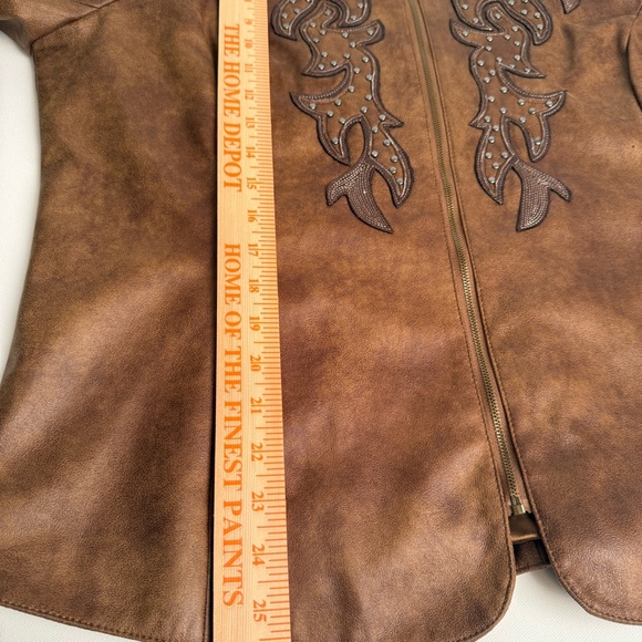 Reba Woman Faux Leather Western Jacket Brown 1X Plus Size Embroidered Studded - Picture 7 of 8
